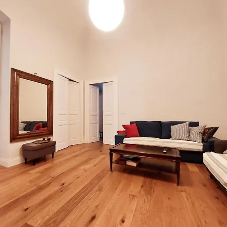 Nook Apartment Bari