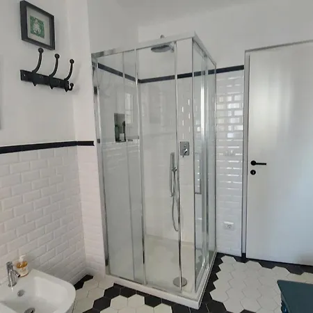 Nook * Bari